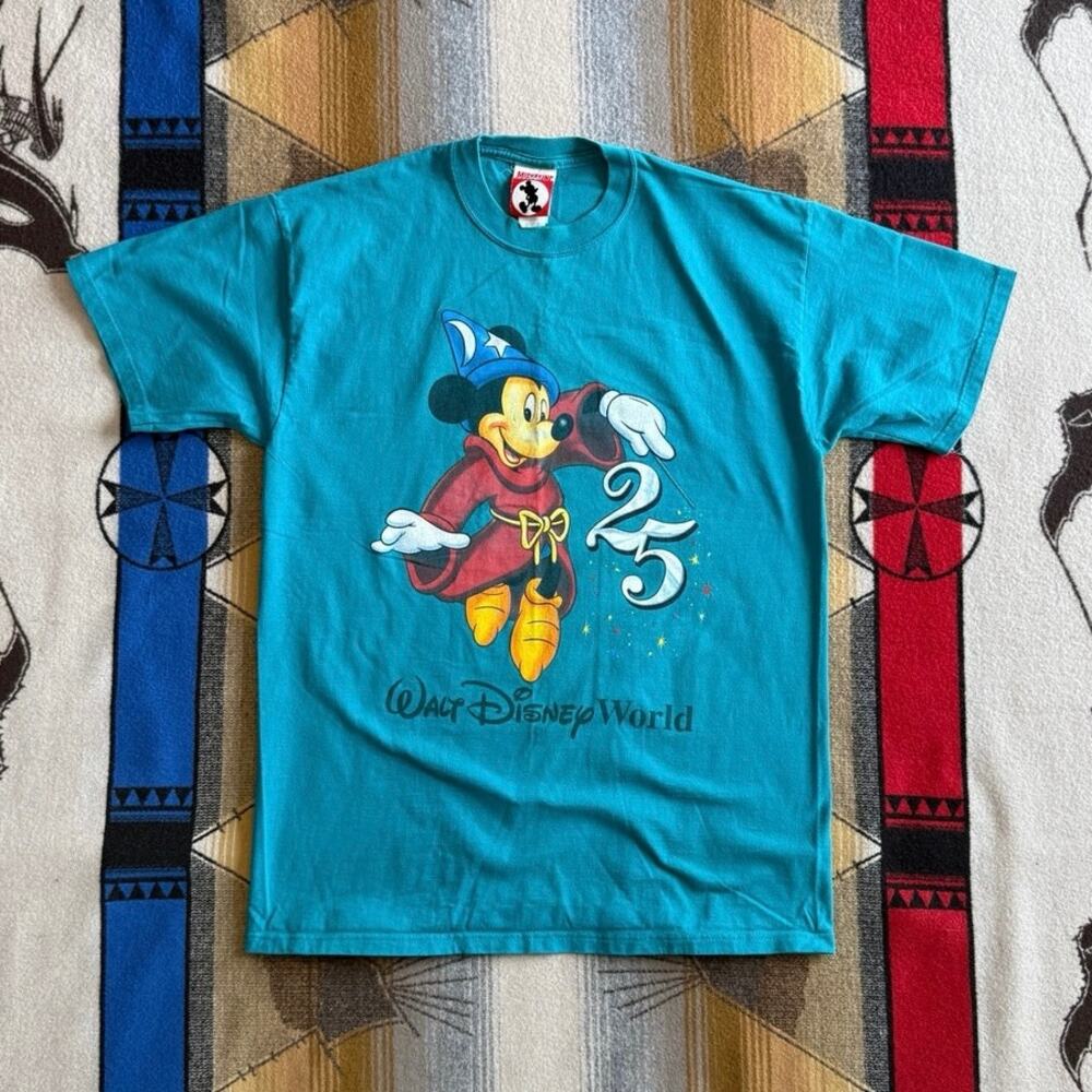 Vintage 90s Walt Disney World Magic Mickey 25 Years T-Shirt Size Large